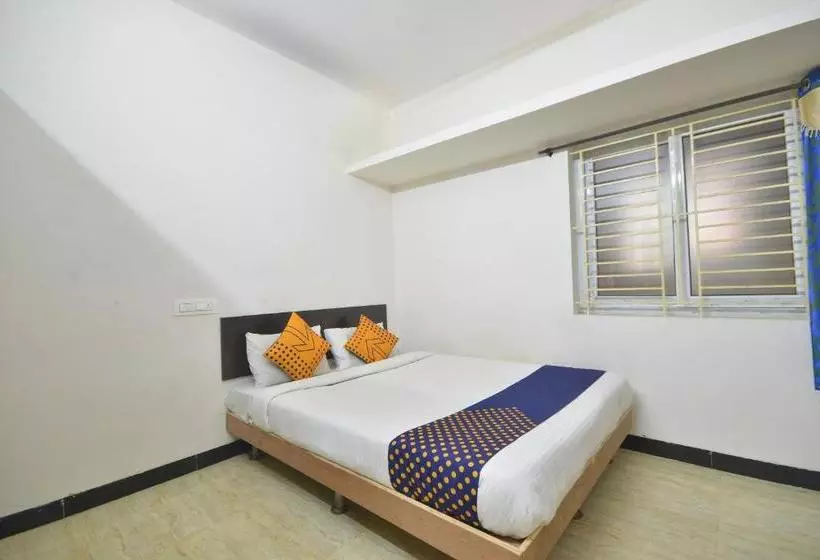 Hotelli Spot On 78861 Hn Residency