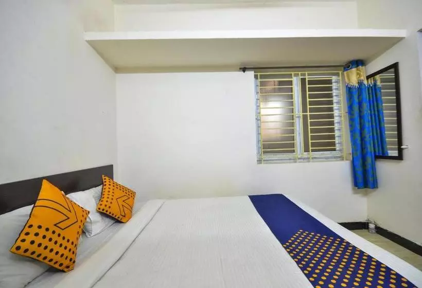 Hotelli Spot On 78861 Hn Residency