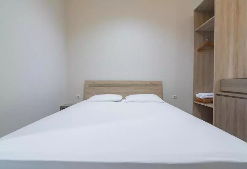 ホテル Syariah Narita Ketapang Redpartner