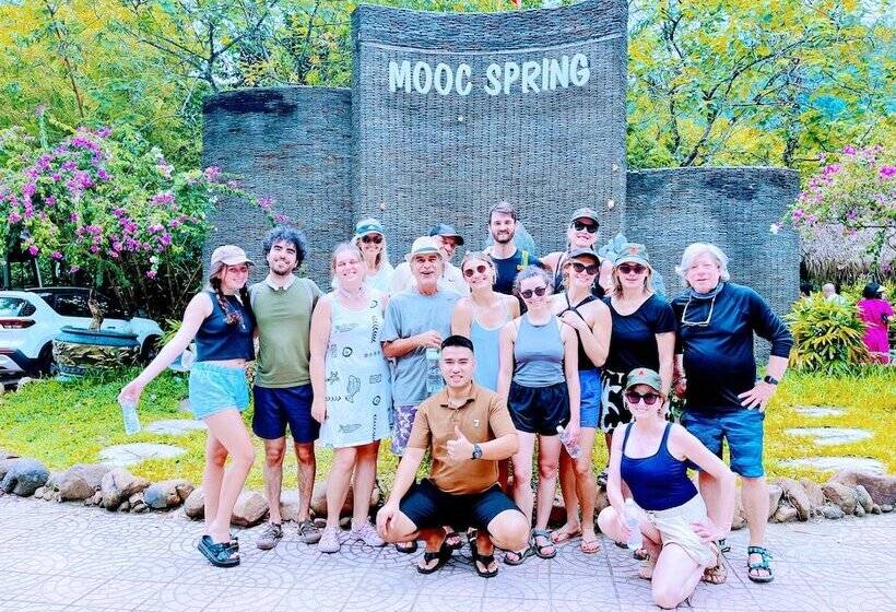 هتل The Hill Villas