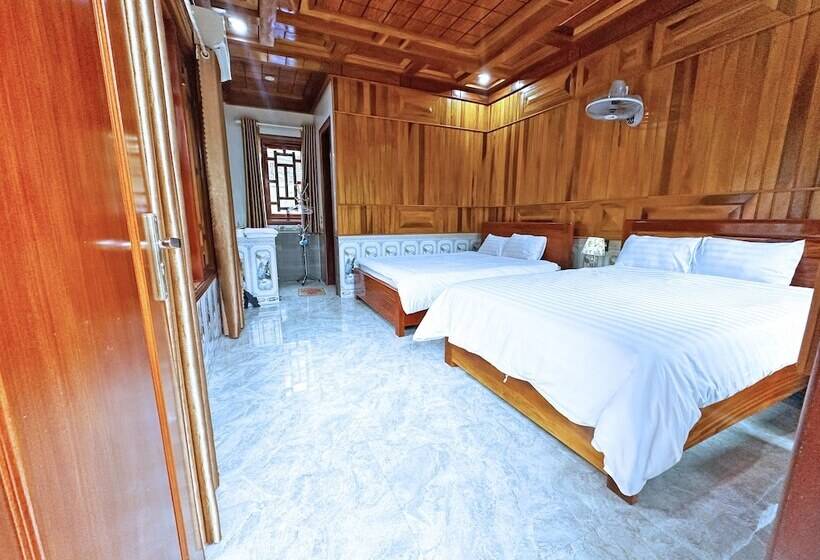 هتل The Hill Villas