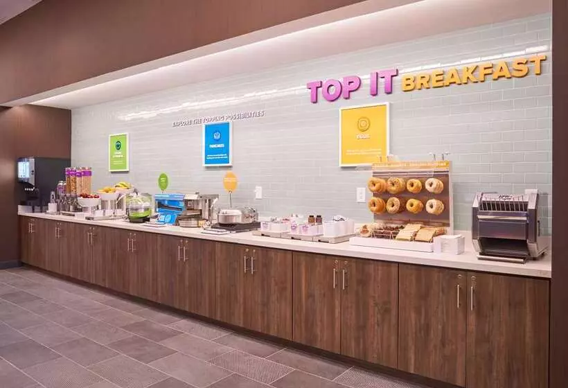 هتل Tru By Hilton Pompano Beach Pier