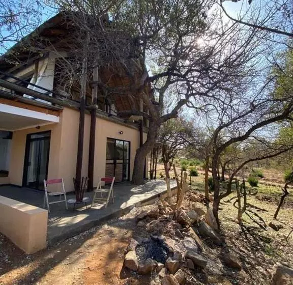 ペンション Hippomoon Lodge Game Reserve