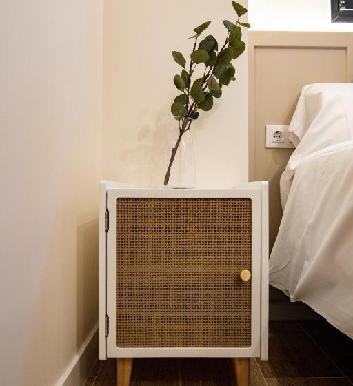 پانسیون Home42