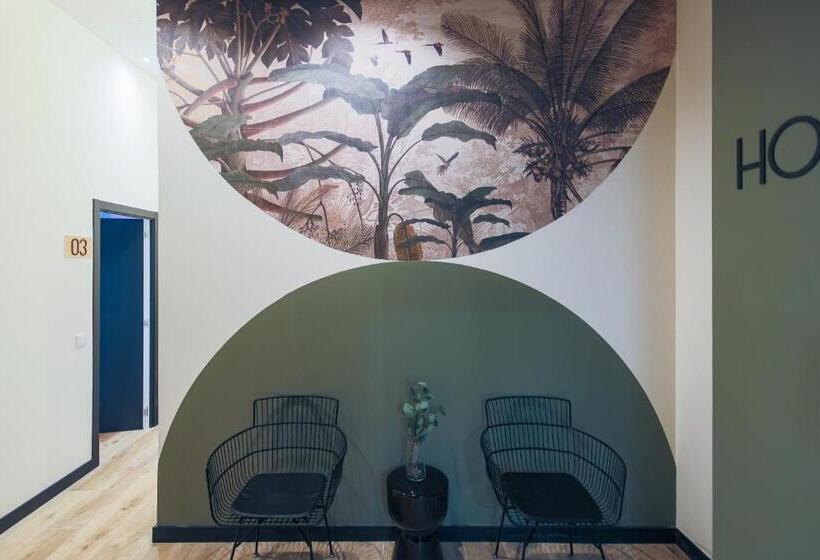 پانسیون Home42