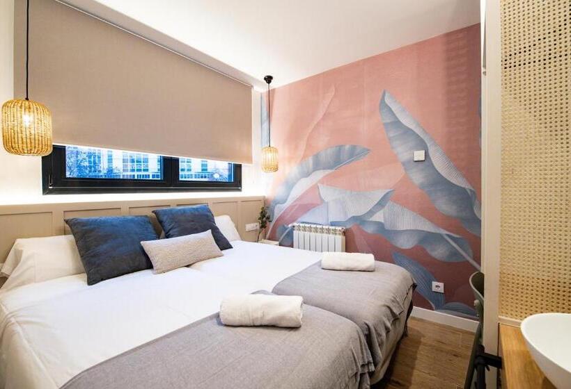 پانسیون Home42