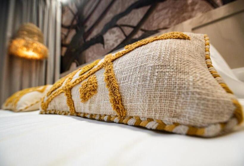 پانسیون Home42