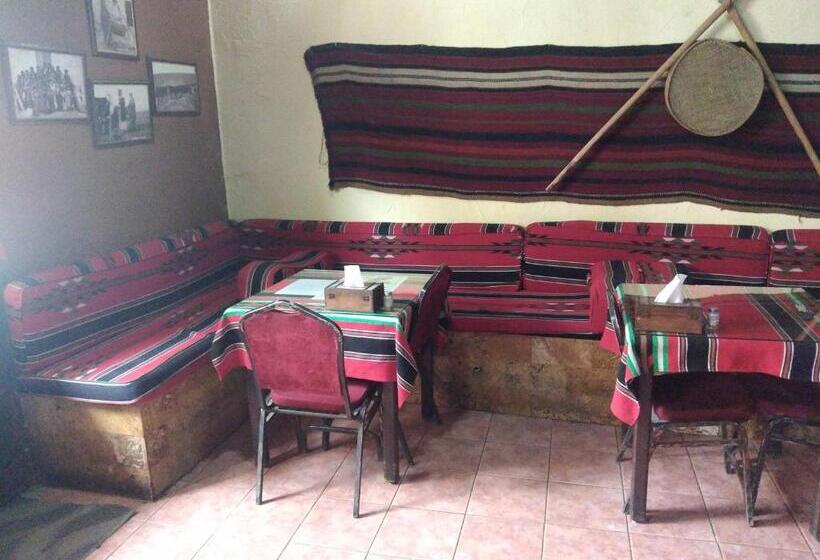 Queen Ayloa Hotel&restaurant