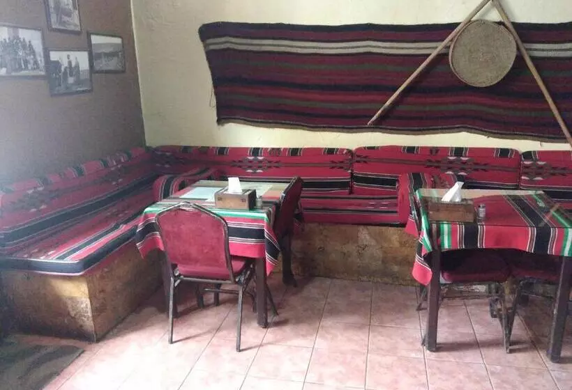 Queen Ayloa Hotel&restaurant