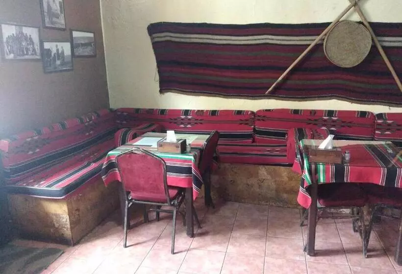 Queen Ayloa Hotel&restaurant