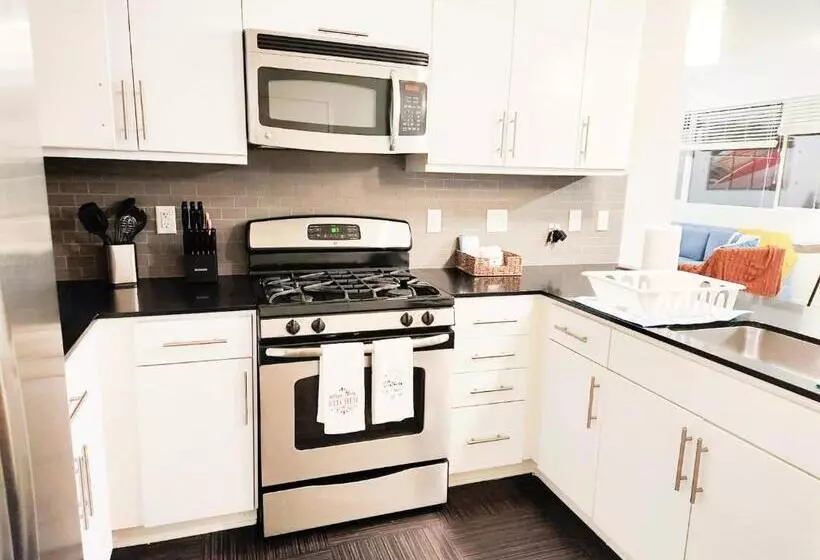 Stayspro   Venice Beach Luxury Apartments Minutes To The Marina And Santa Monica Limited Time Free P
