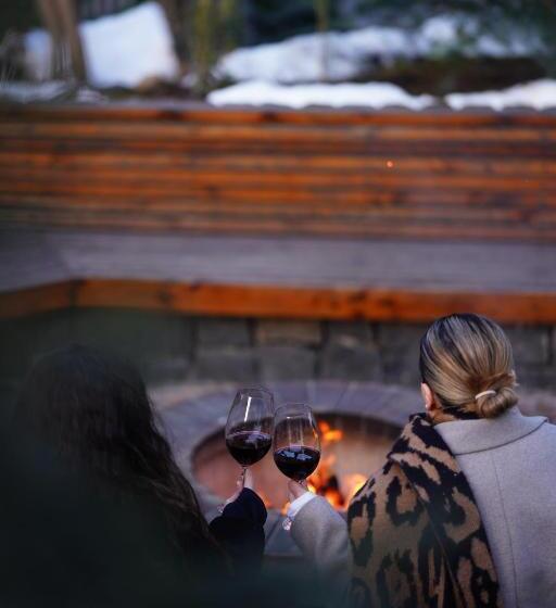 Dilijani Tun Hotel & Restaurant