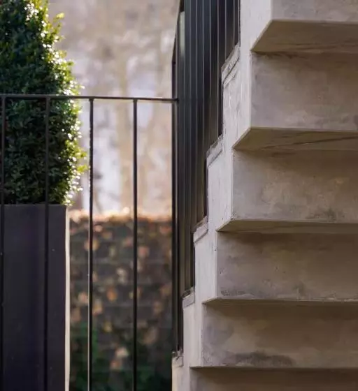 Dilijani Tun Hotel & Restaurant