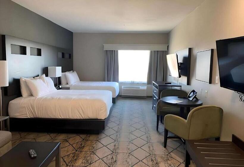 فندق Comfort Inn & Suites