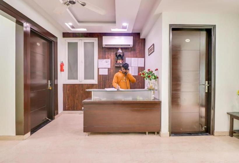 Hotel Vaccinated Staff Collection O Platinum Sqs Key