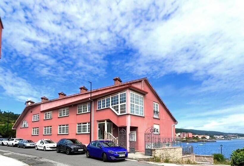 ホテル Corcubión Playa De Quenxe