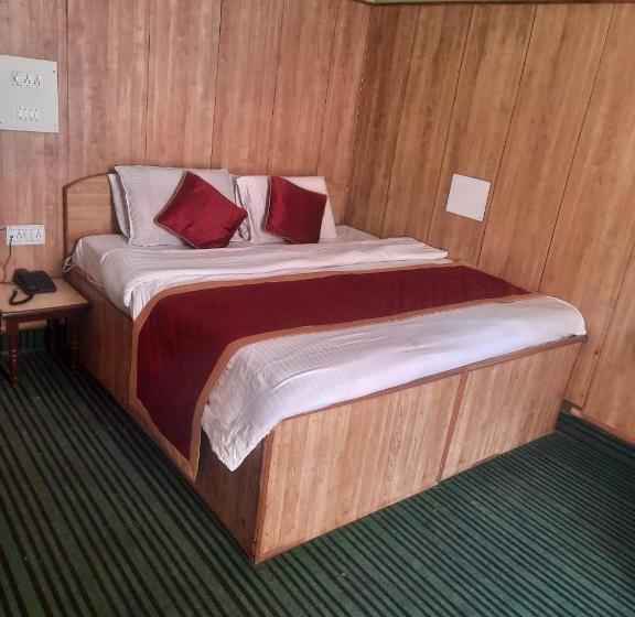 Hotel Rl Dreamland Patnitop