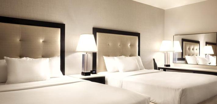 فندق Embassy Suites By Hilton Atlanta Midtown