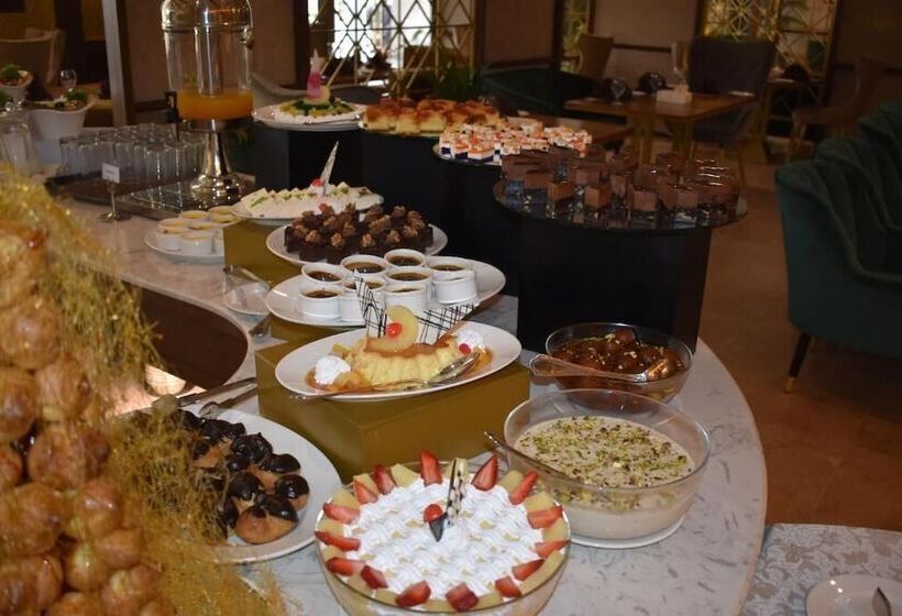 Faletti S Grand Hotel Multan