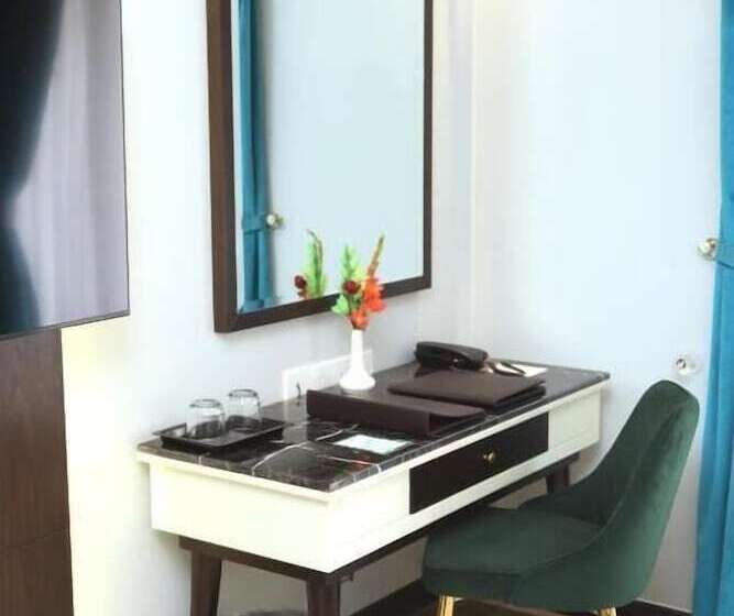 Faletti S Grand Hotel Multan