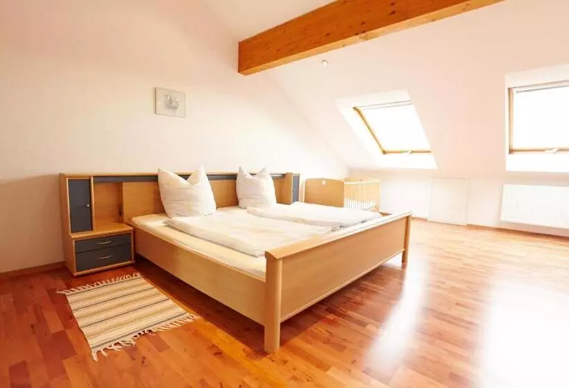 Hotelli Hornstein   Weingut, Vinothek & Gastronomie