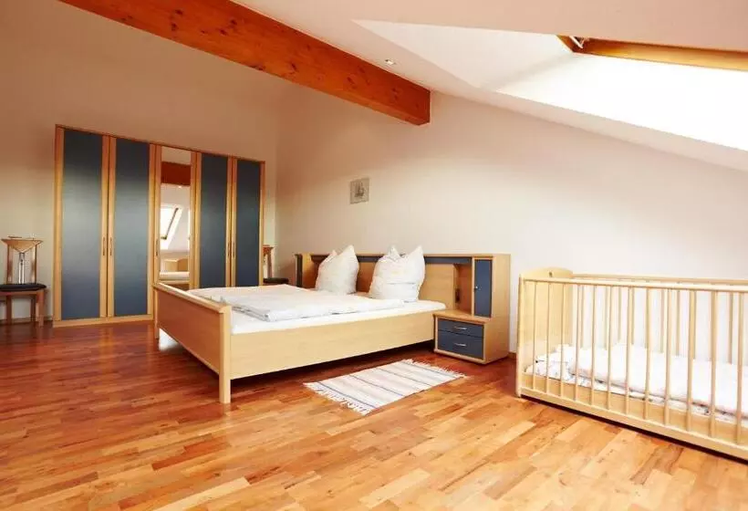 Hotelli Hornstein   Weingut, Vinothek & Gastronomie