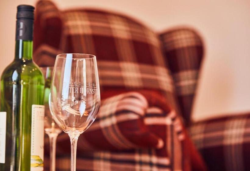 فندق Hornstein   Weingut, Vinothek & Gastronomie