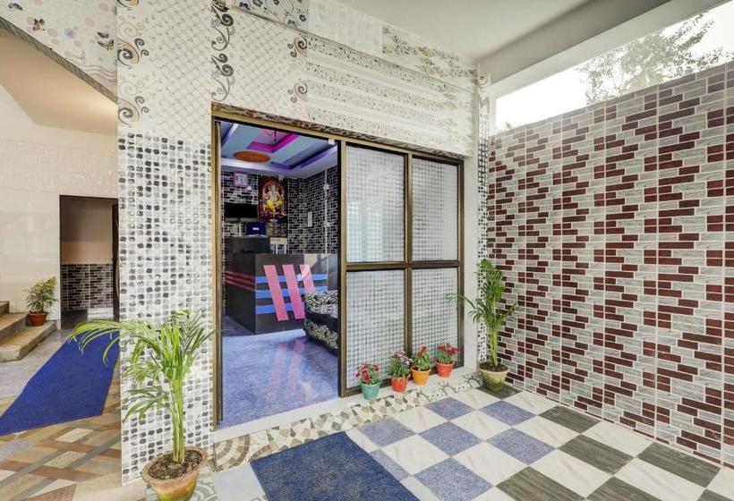 ホテル Oyo 77507 Jc Inn