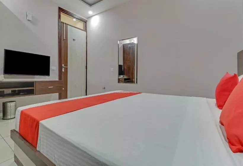 Hotelli Oyo 77825  Skyla