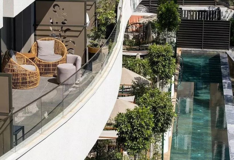 Hotelli Unique Life Style