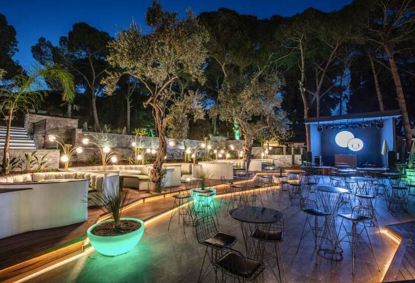 فندق Unique Life Style