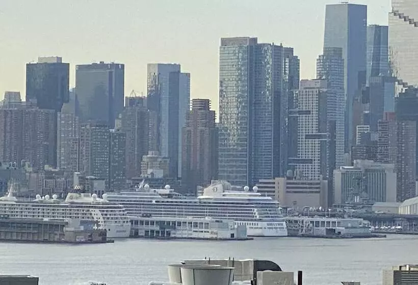 Majatalo Nice 2bedroom Apt With Patio Included To Enjoy