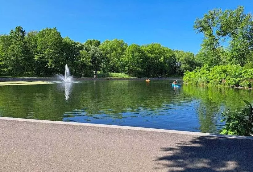 Majatalo Nice 2bedroom Apt With Patio Included To Enjoy