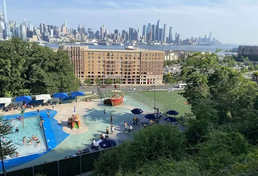 Majatalo Nice 2bedroom Apt With Patio Included To Enjoy