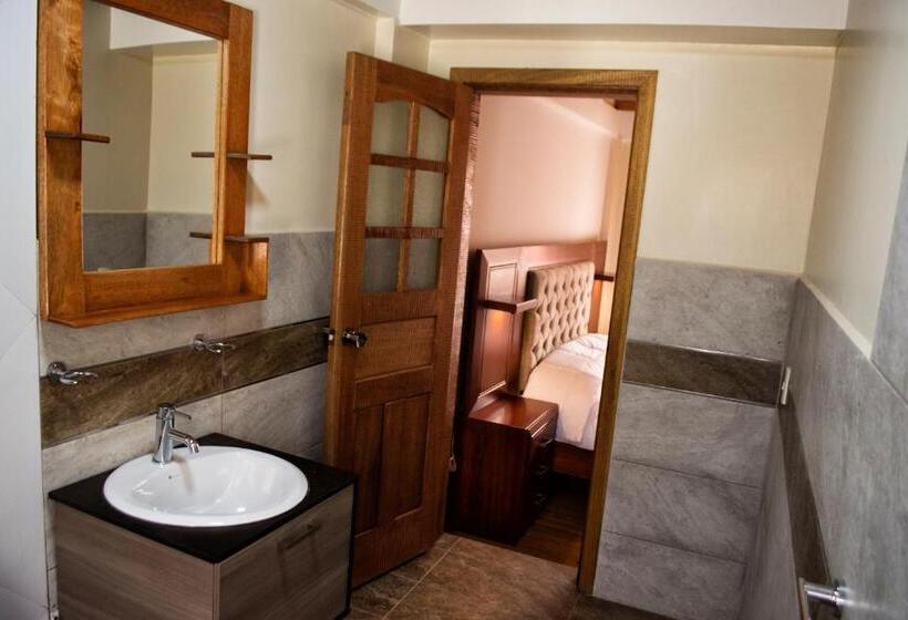 Hostel Imperial Zumbahua