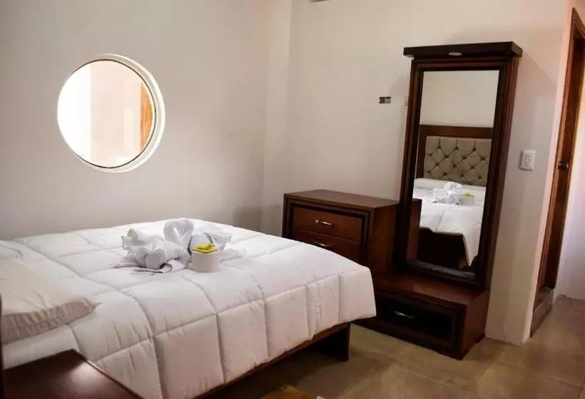 Retkeilymaja Imperial Zumbahua