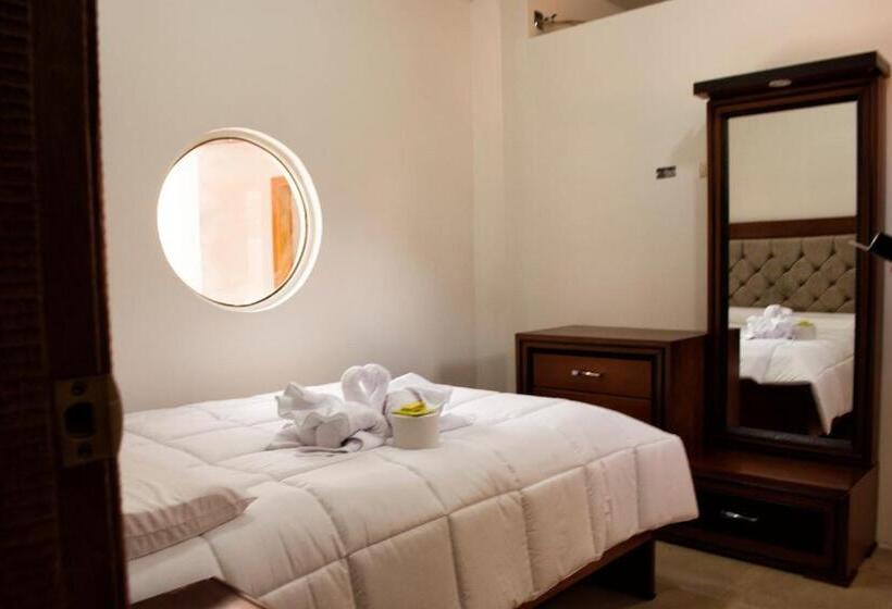 Hostel Imperial Zumbahua