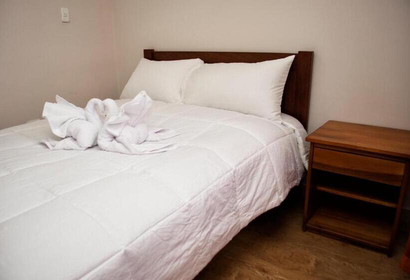 Hostel Imperial Zumbahua