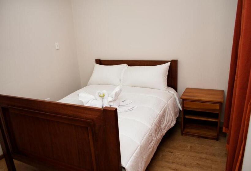 Hostel Imperial Zumbahua