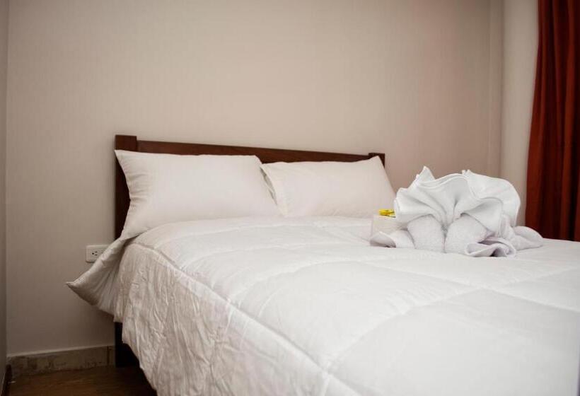 Hostel Imperial Zumbahua