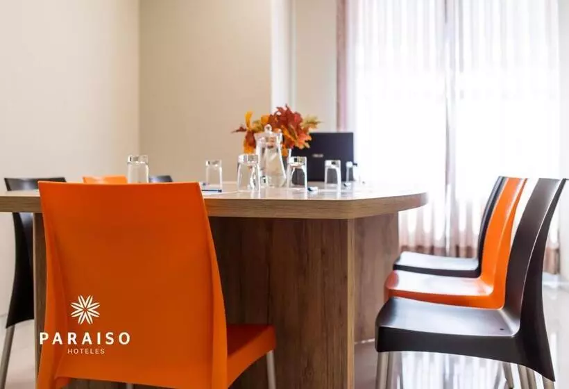 هتل Es Paraiso Piura