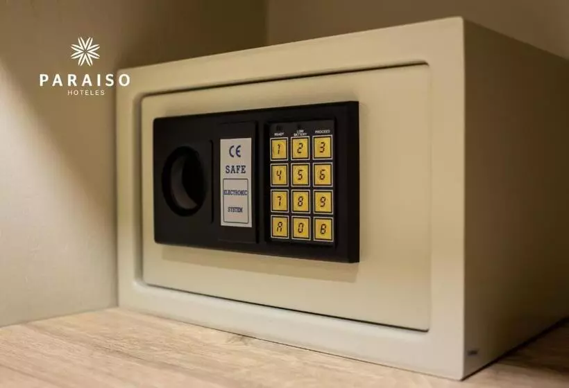 هتل Es Paraiso Piura