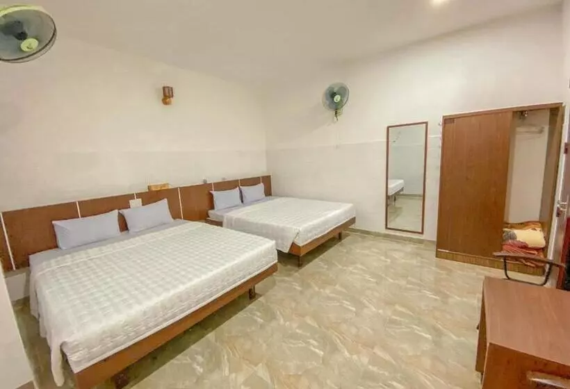 هتل Khách Sạn Ngọc Bích