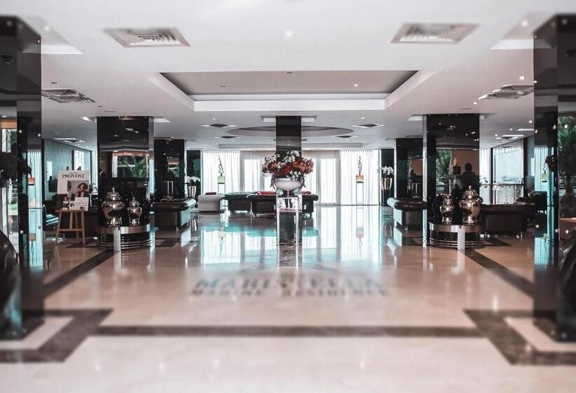 ホテル Marine Residence