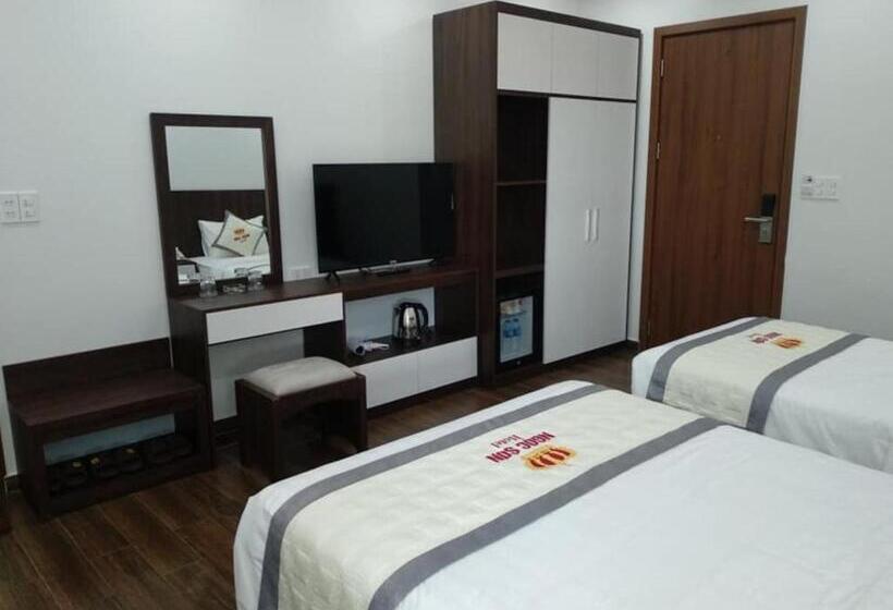 هتل Ngọc Sơn