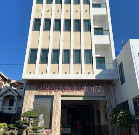 هتل Ngọc Sơn