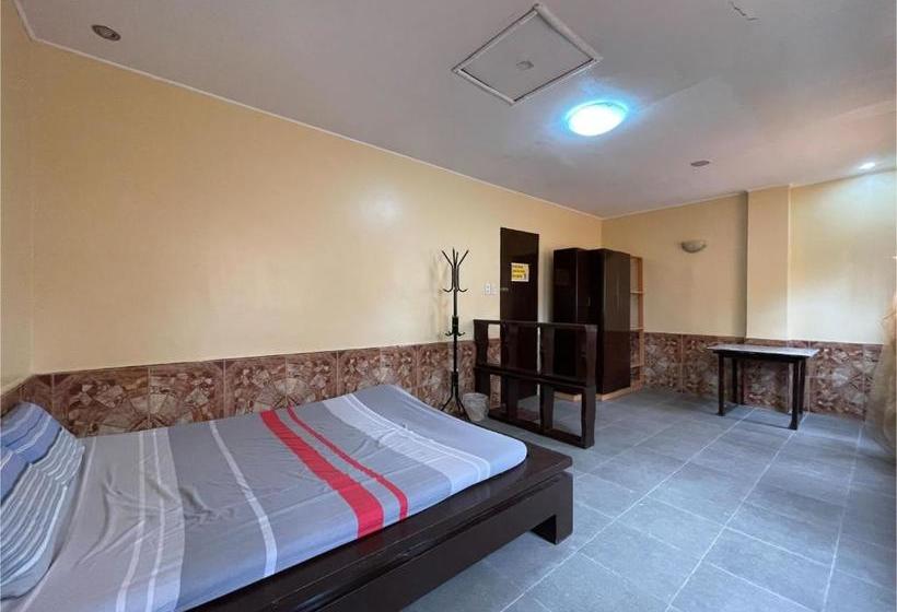 ホテル Oyo 761 Caza Southville Apartelle