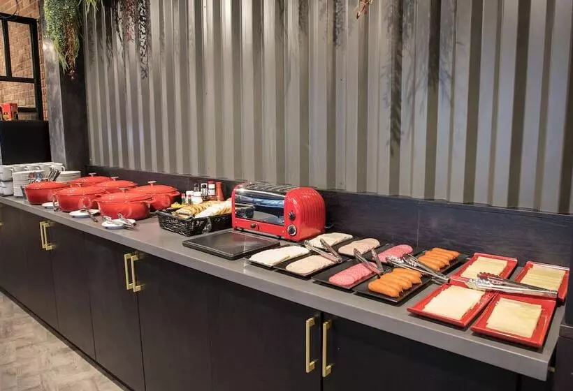 ホテル Radisson Red London Greenwich The O2