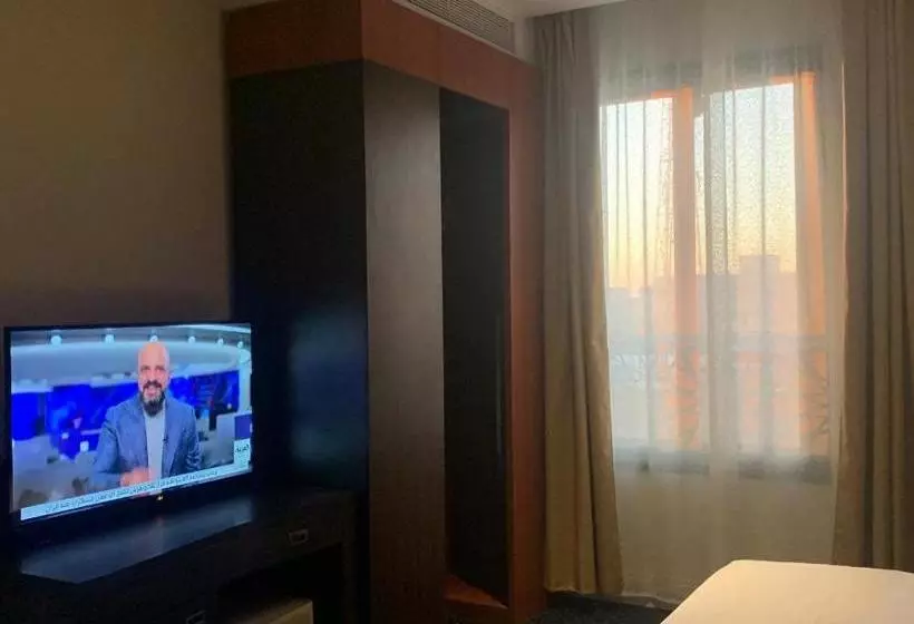 Hyatt ِalfursan