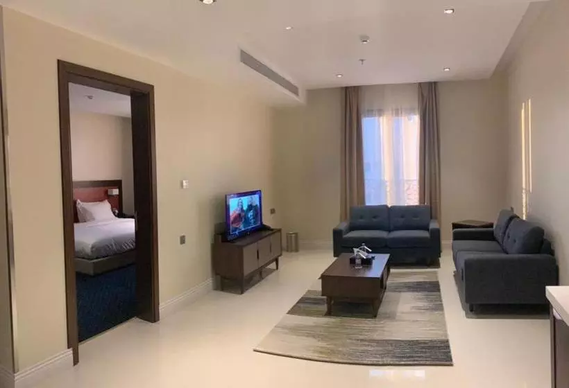Hyatt ِalfursan